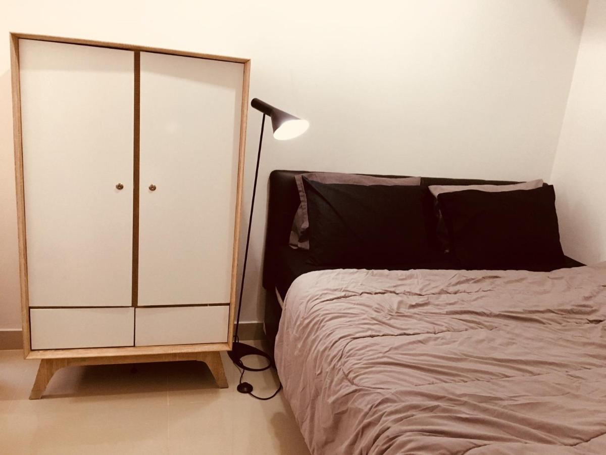 2 Bedrooms - Royal Olive Apartment - Pejaten South Of 자카르타 외부 사진